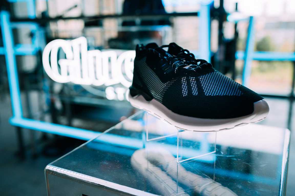 glue store adidas